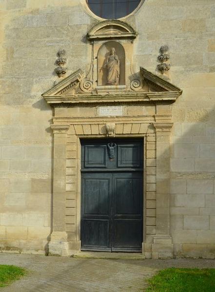 façade nord-ouest, portail d'accès, vue générale