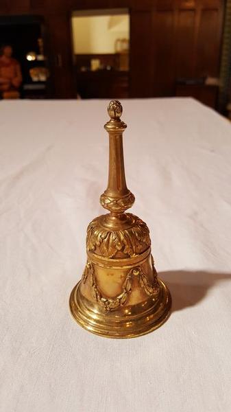 sonnette d'autel de Mgr de Salignac de la Motte Fénelon, évêque de Lombez, vue générale