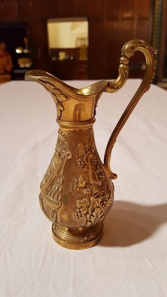 burette de Mgr de Salignac de la Motte Fénelon, évêque de Lombez, vue générale