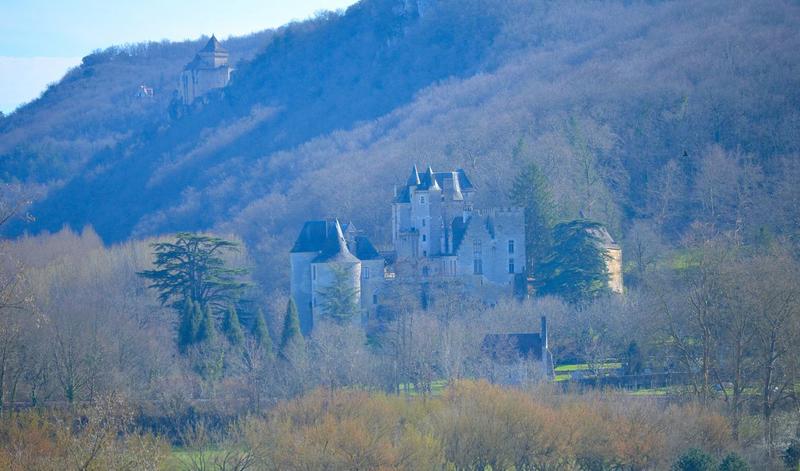 vue générale du château dans son environnement