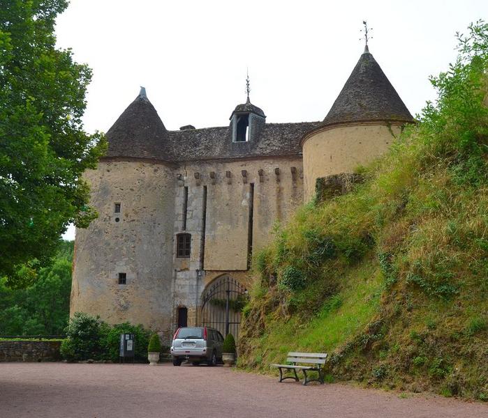 poterne, façade nord, vue générale