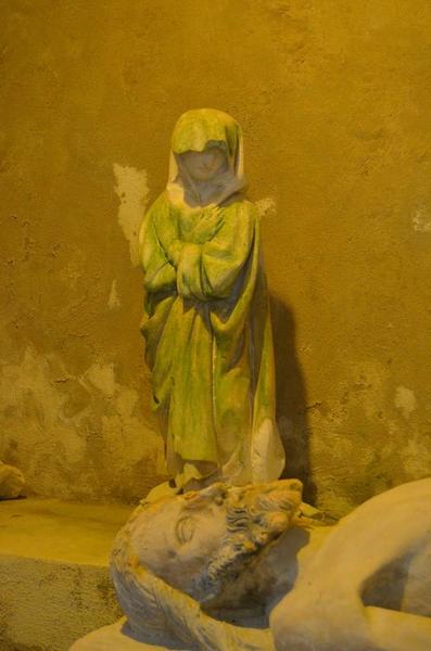 statue (statuette) : Vierge du Calvaire, vue générale - © Ministère de la Culture (France), Médiathèque du patrimoine et de la photographie, diffusion RMN-GP