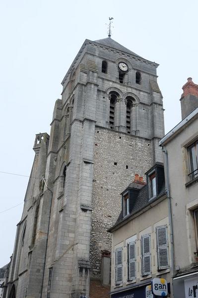 Eglise Saint-Jacques (ancienne collégiale Saint-Laurent)