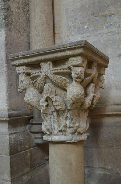 chapiteau sculpté, vue générale - © Ministère de la Culture (France), Médiathèque du patrimoine et de la photographie, diffusion RMN-GP