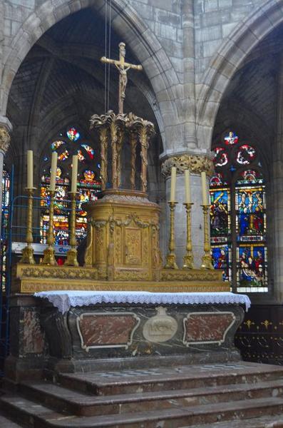 autel, tabernacle, trône épiscopal, exposition (maître-autel, autel tombeau), vue générale - © Ministère de la Culture (France), Médiathèque du patrimoine et de la photographie, diffusion RMN-GP