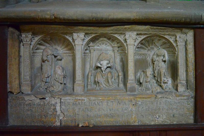 bas-relief ex-voto : la Vierge à l'Enfant adorée par deux donateurs accompagnés de leurs saints patrons, vue générale - © Ministère de la Culture (France), Médiathèque du patrimoine et de la photographie, diffusion RMN-GP