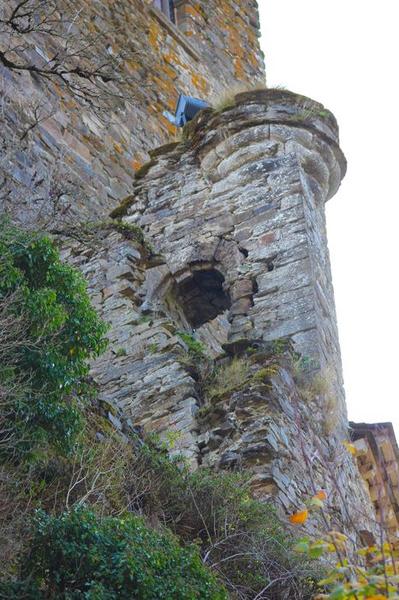 porche d'accès au donjon, vue partielle