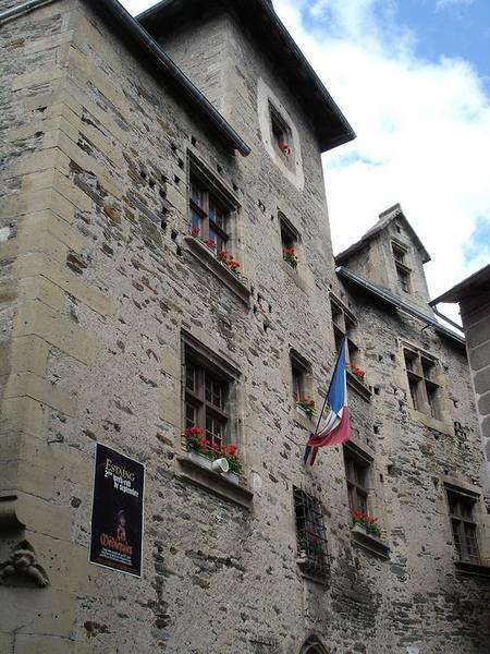 vue générale de la façade sud sur rue