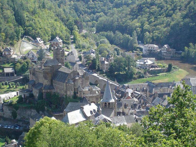 vue générale du château dans son environnement