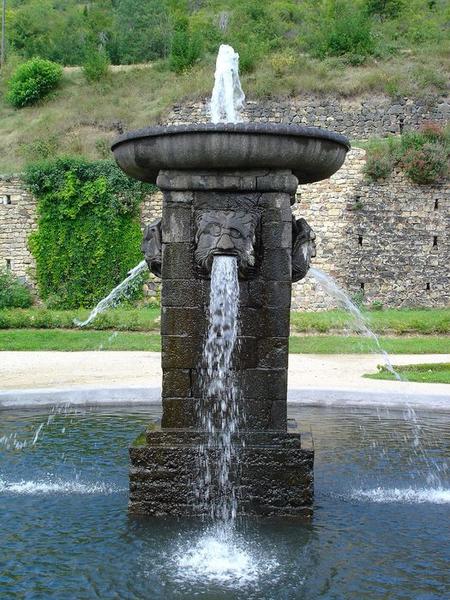 jardin est, fontaine monumentale, vue générale