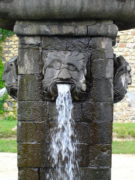 jardin est, fontaine monumentale, détail