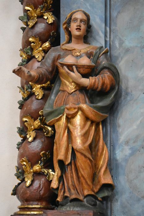 Retable du Rosaire, statue : Sainte Agathe, vue générale