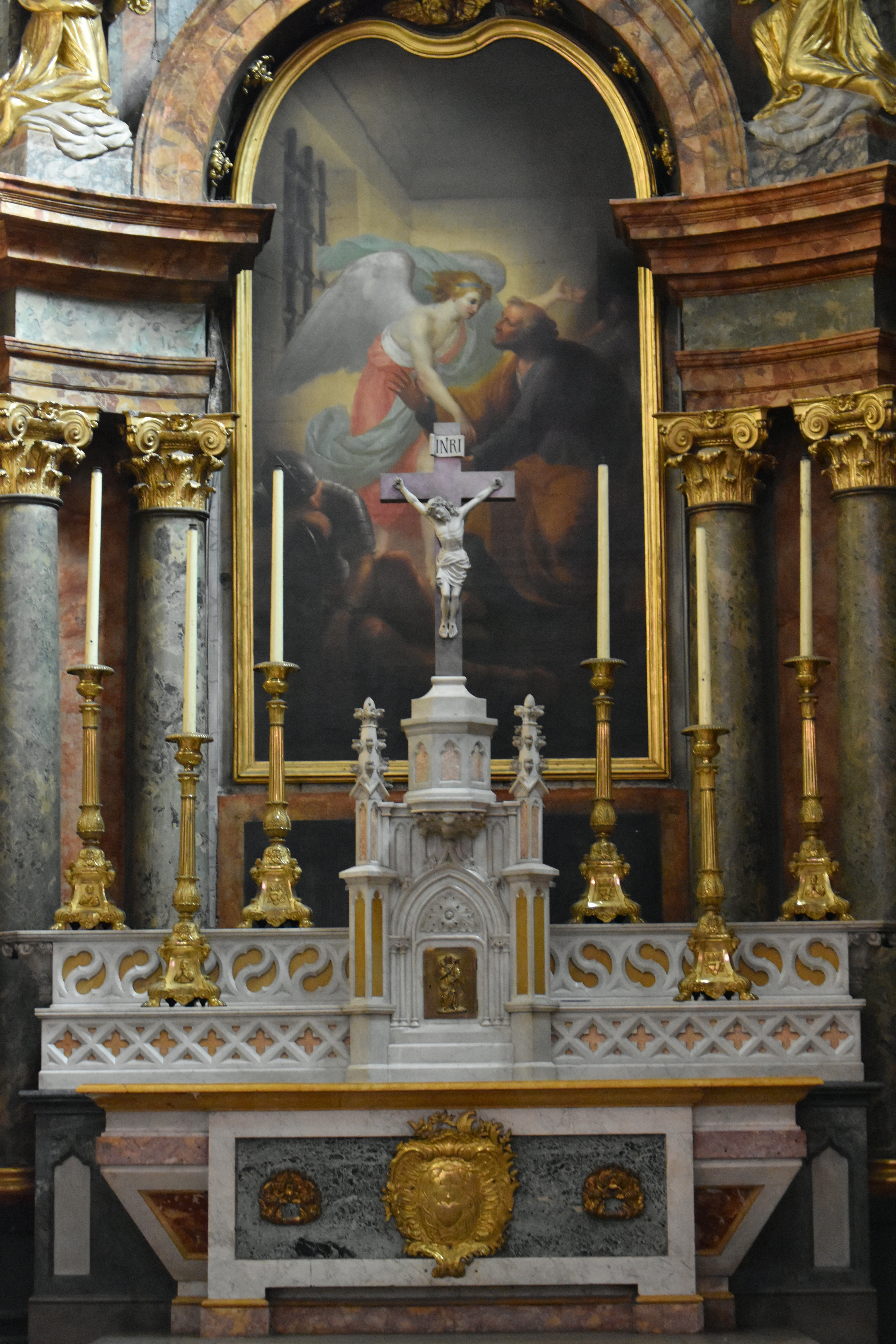 retable du maître-autel, tableau : saint Pierre délivré de prison par un ange, vue générale