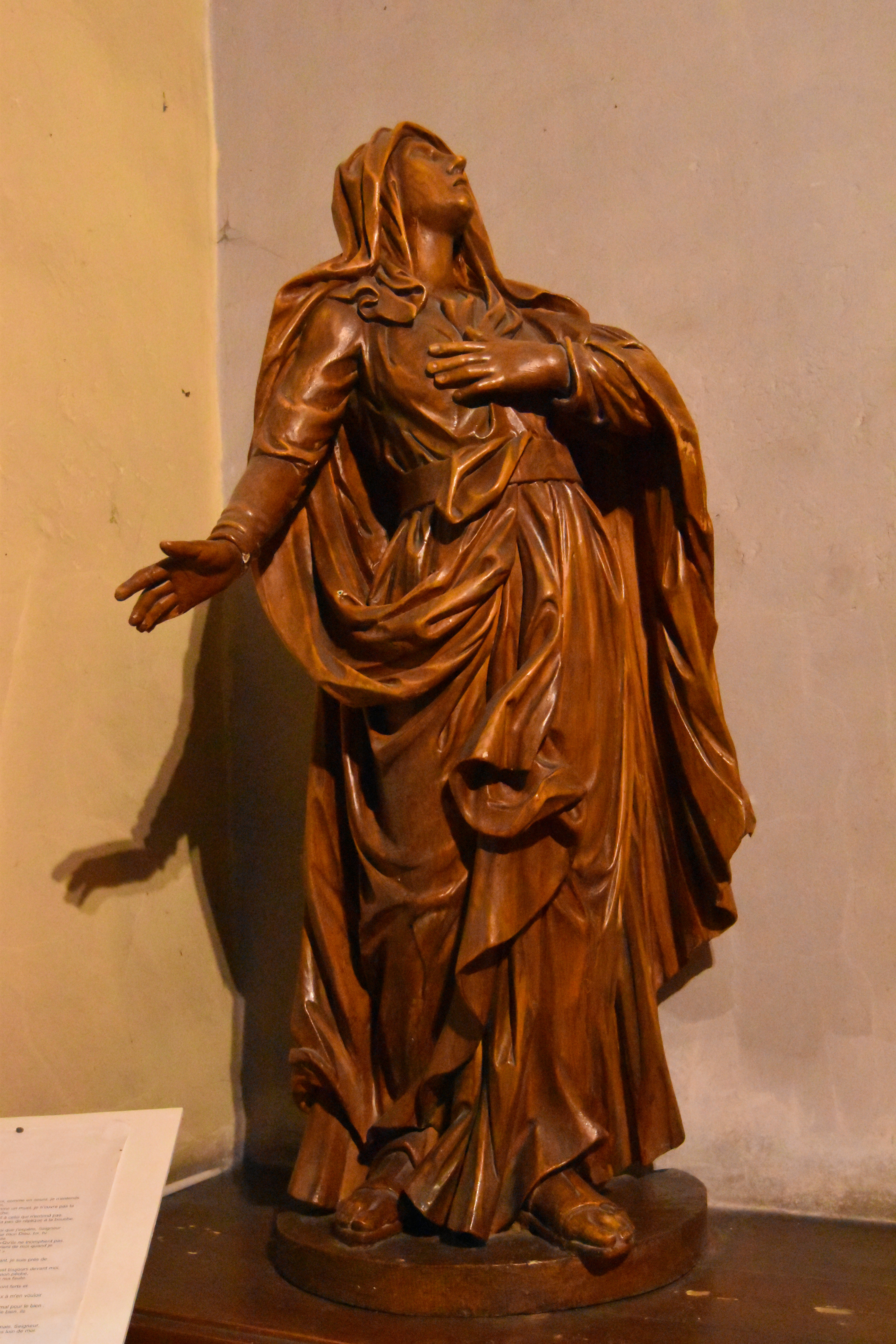 statue : Vierge de Calvaire