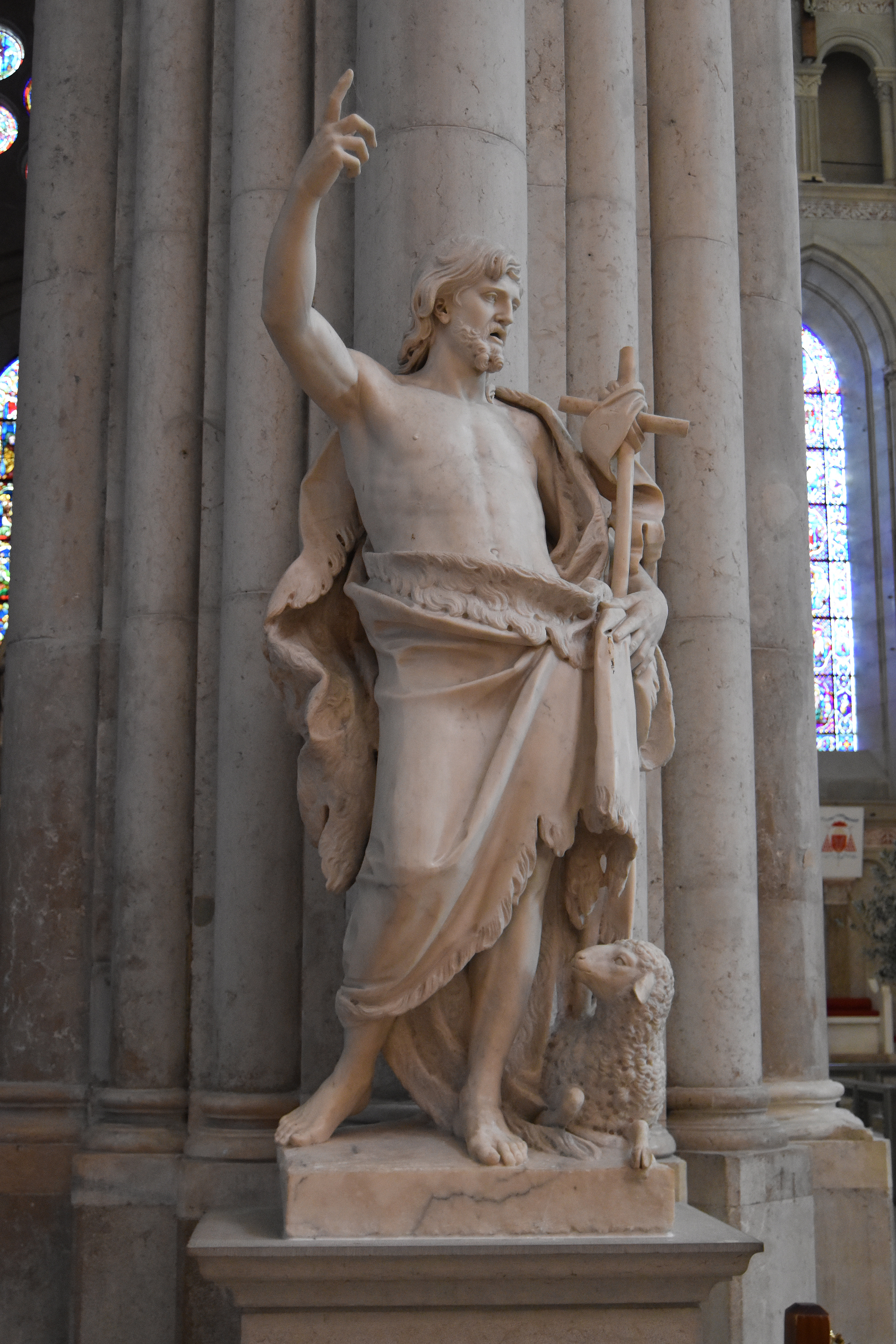 statue : Saint Jean-Baptiste, vue générale