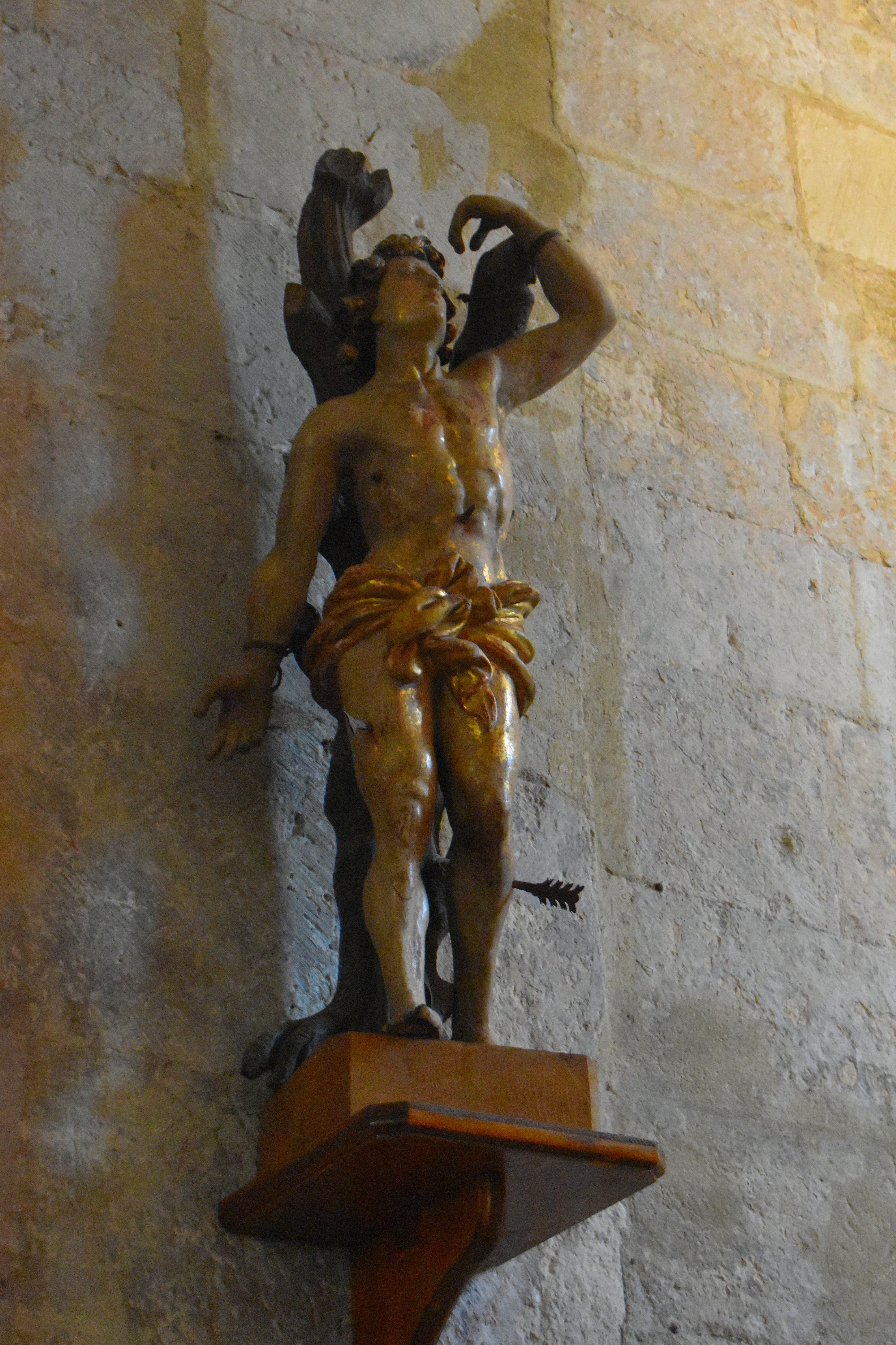 statue : saint Sébastien, vue générale