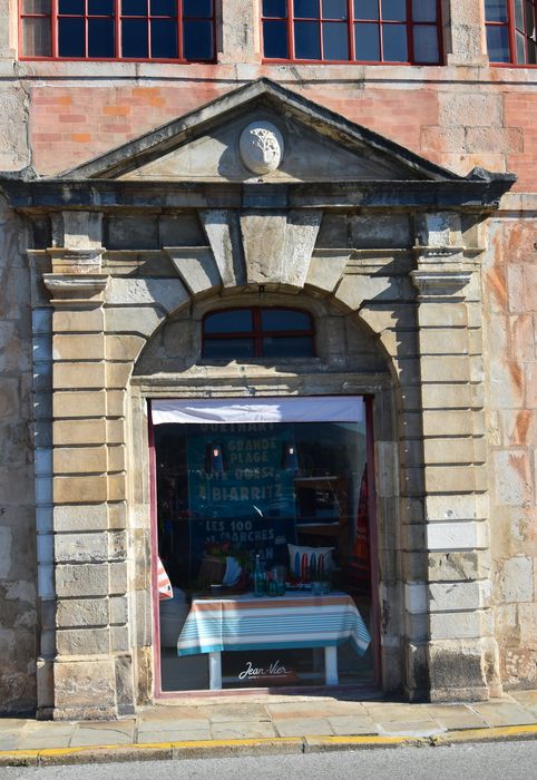 porche d'accès sud, vue générale