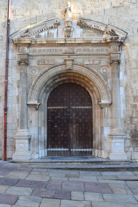 porche principal d'accès nord, vue générale