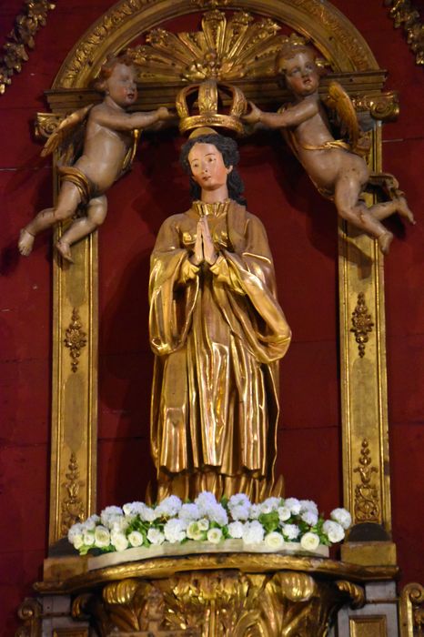 statue : Vierge couronnée par les anges, vue générale