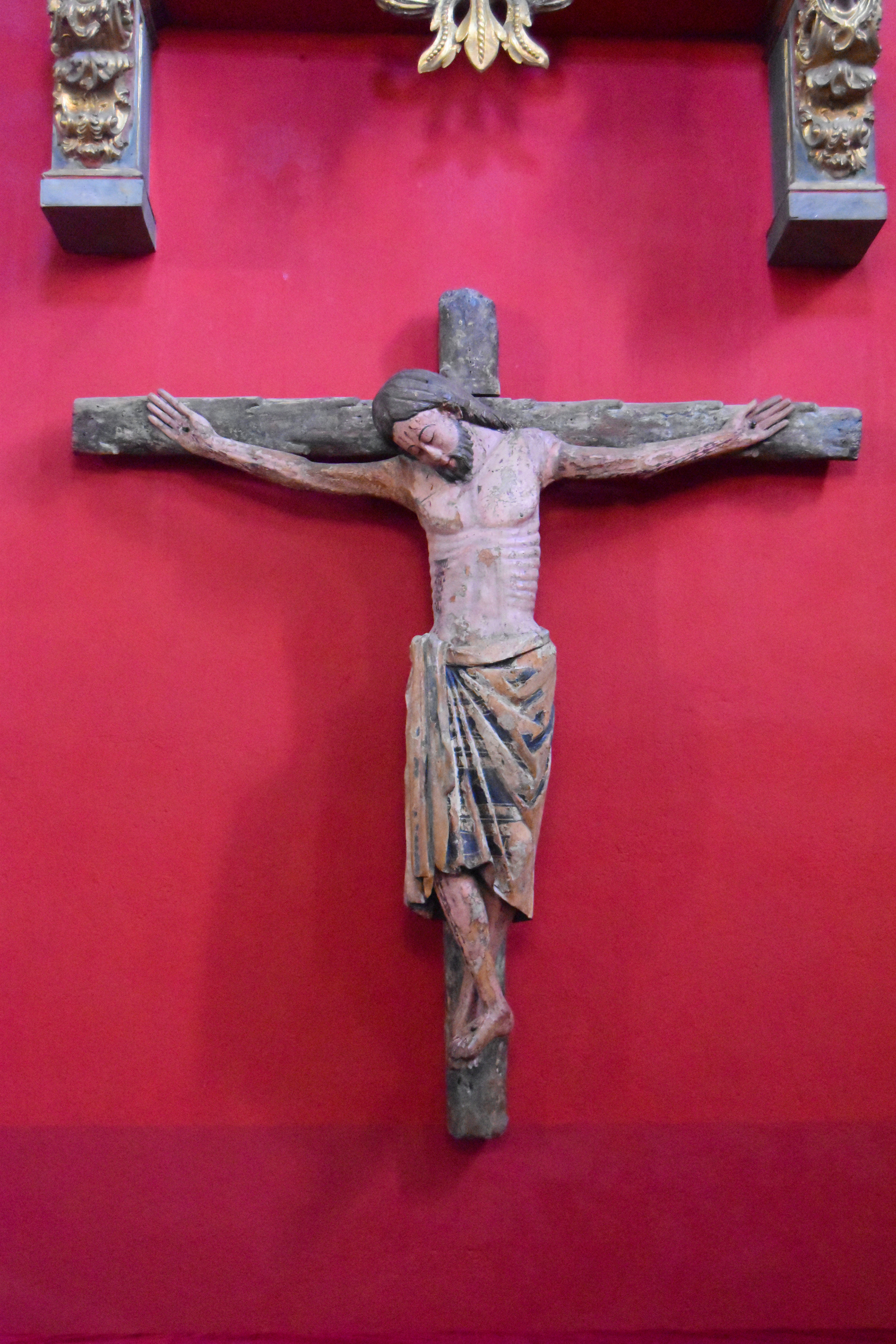 statue : Christ en croix, vue générale - © Ministère de la Culture (France), Médiathèque du patrimoine et de la photographie, diffusion RMN-GP