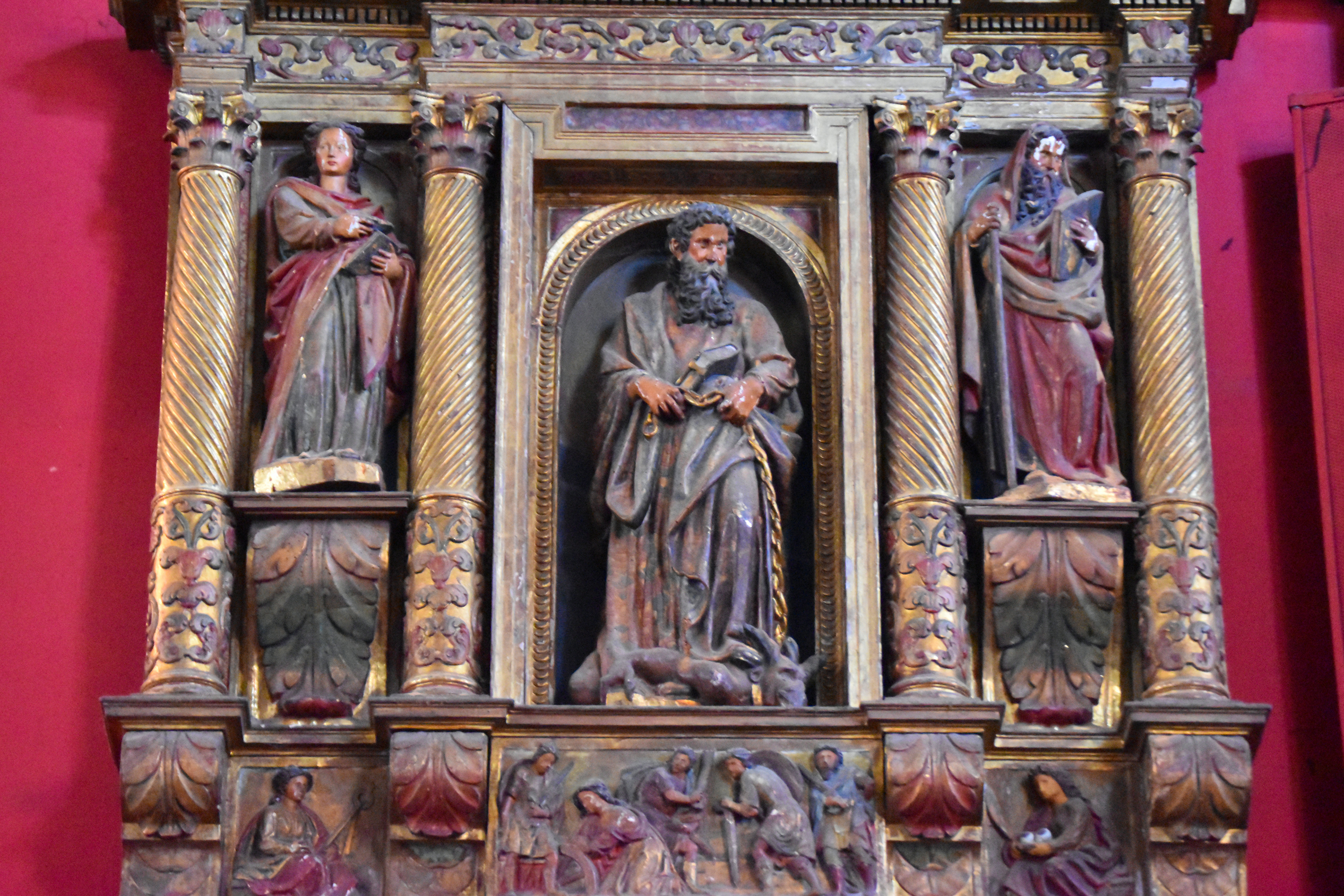 retable et ses six statues, vue partielle