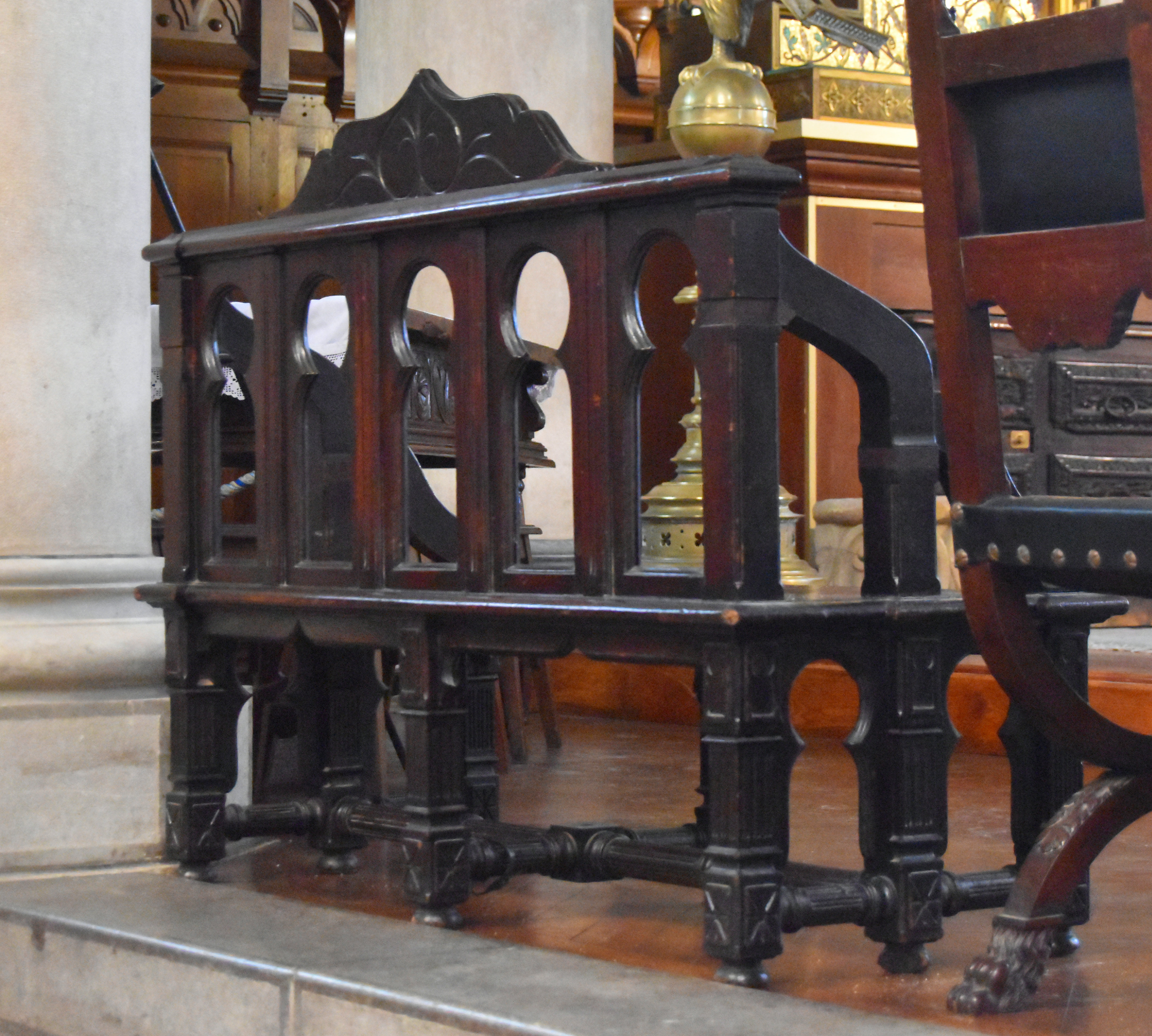 banc de fidèles, vue générale
