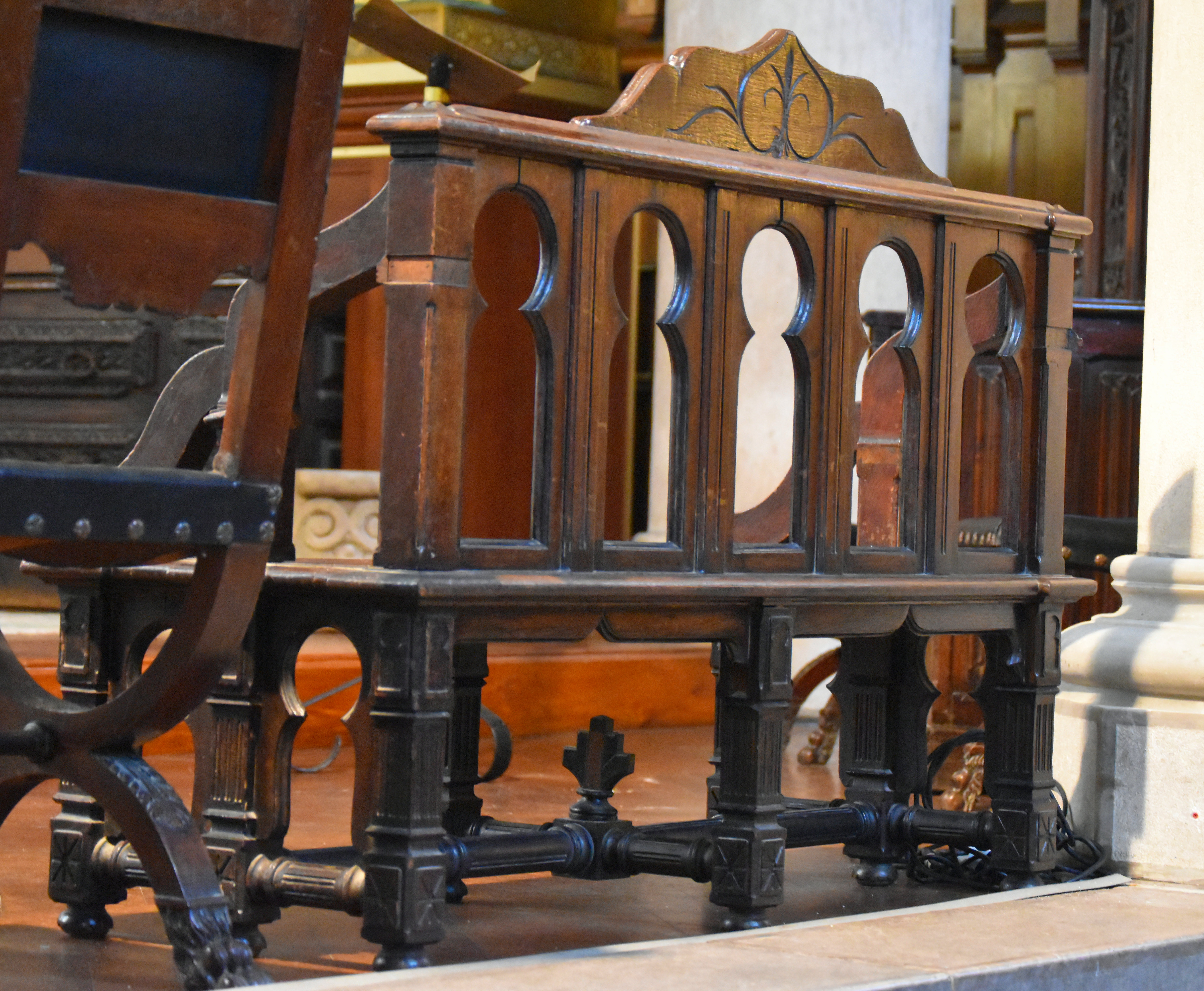 banc de fidèles, vue générale