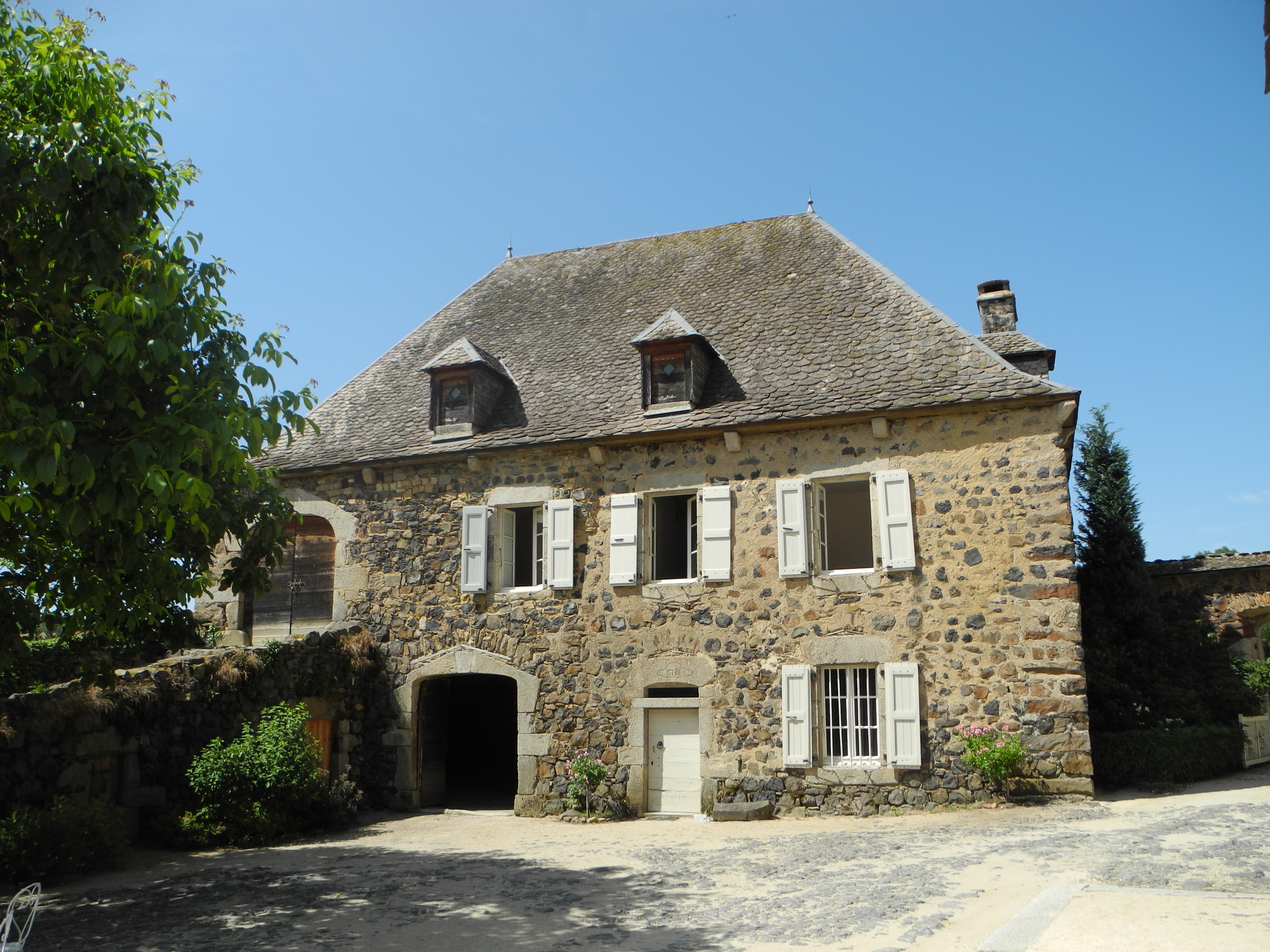 ferme, façade est, vue générale