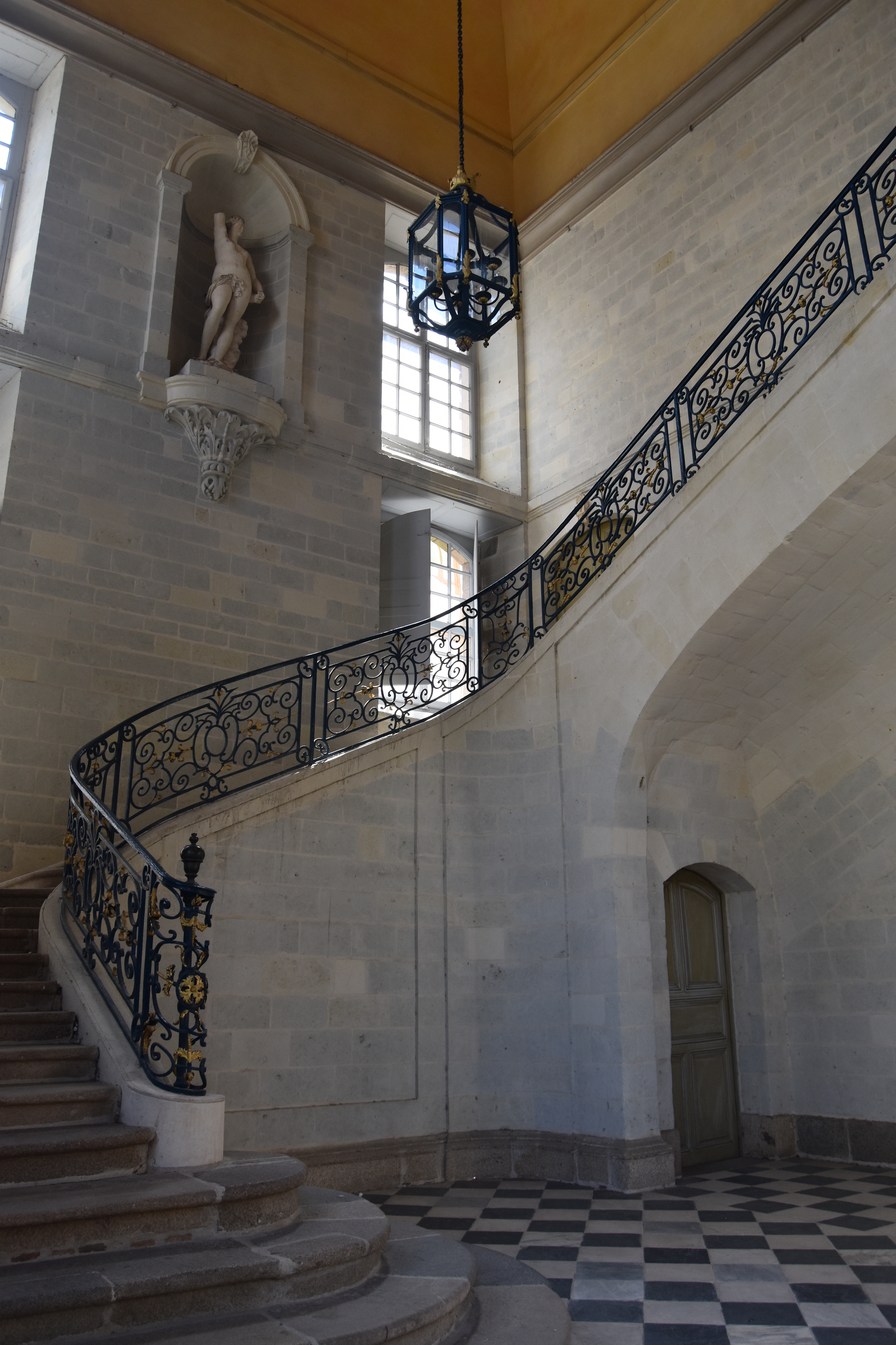 escalier monumental, vue générale