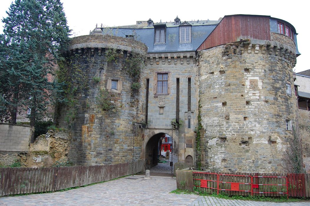 Porte Mordelaise