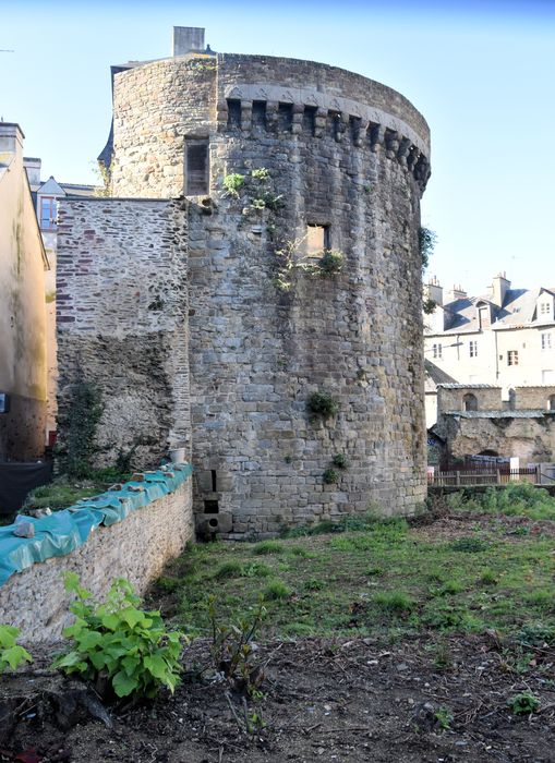 tour nord-est, vue générale