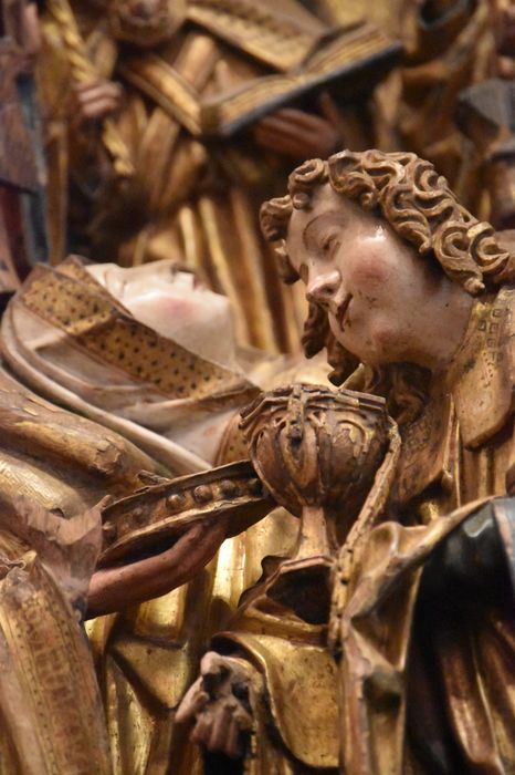 retable : scènes de la vie de la Vierge, l'Arbre de Jessé, détail du visage de saint Jean dans la scène de la Dormition de la Vierge