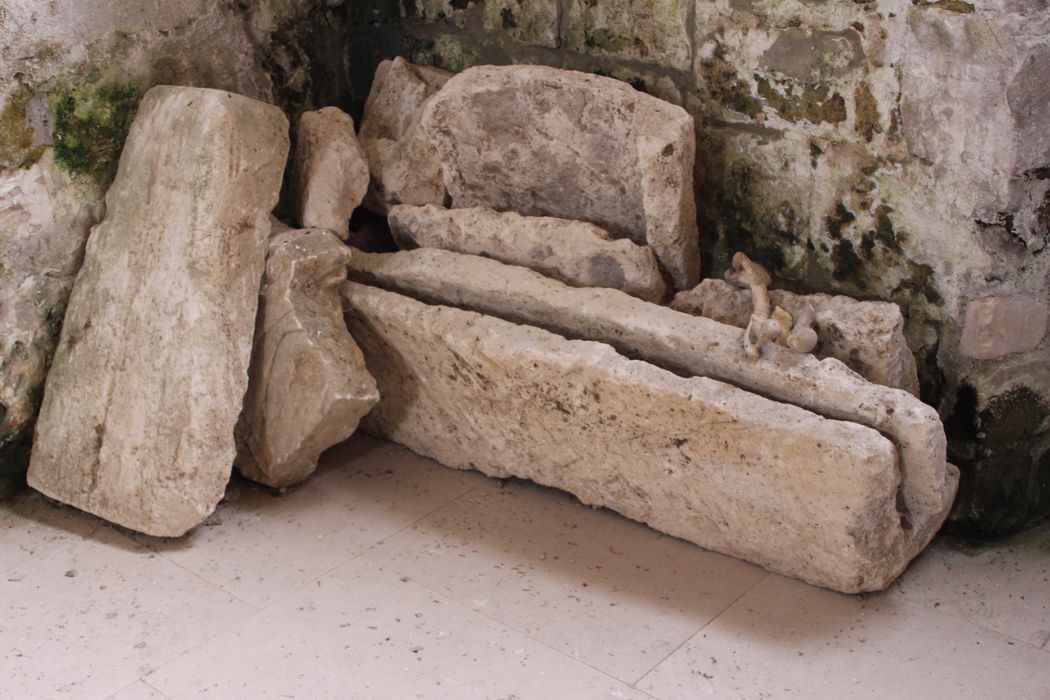 fragments d'un sarcophage