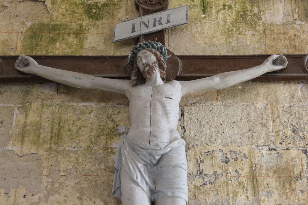croix : Christ en croix, vue partielle