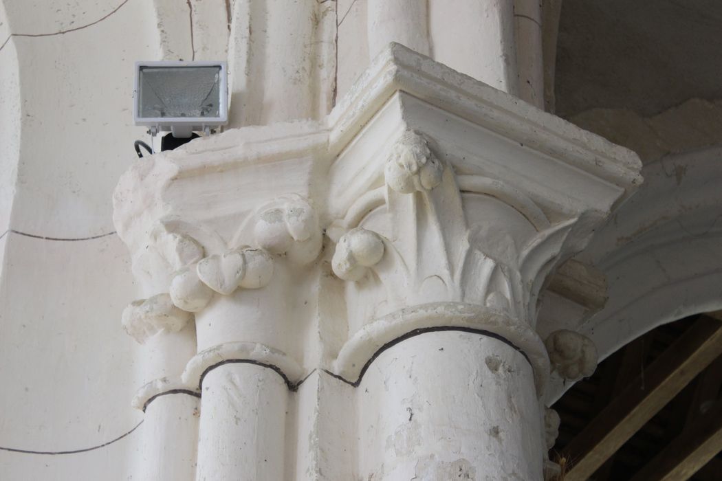 croisée du transept, détail des chapiteaux sculptés