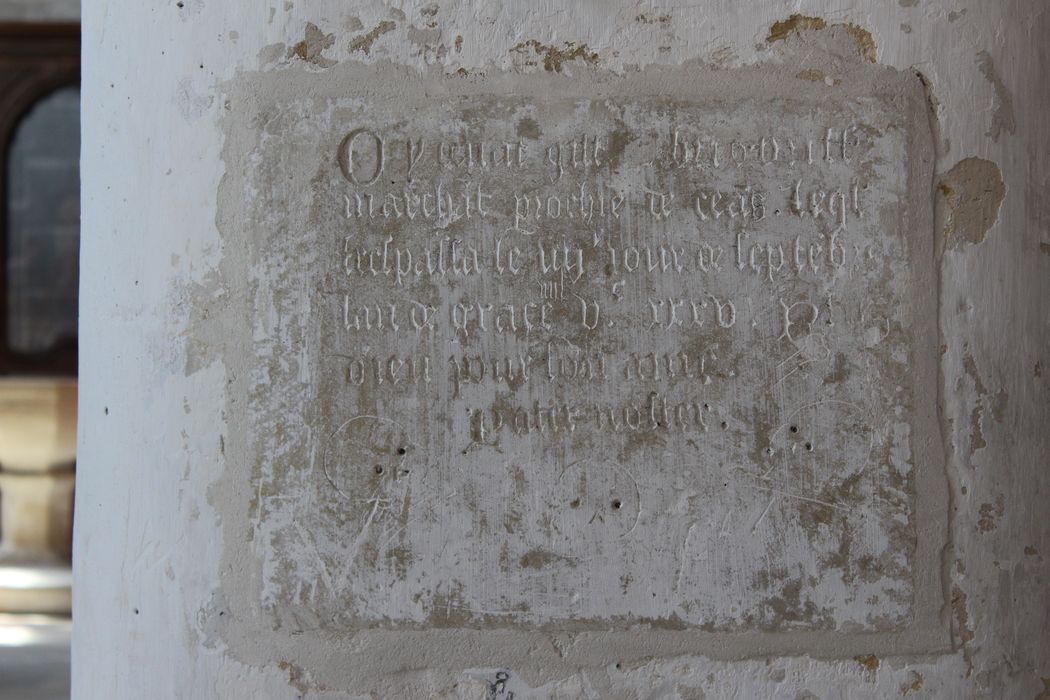 inscription funéraire, vue générale