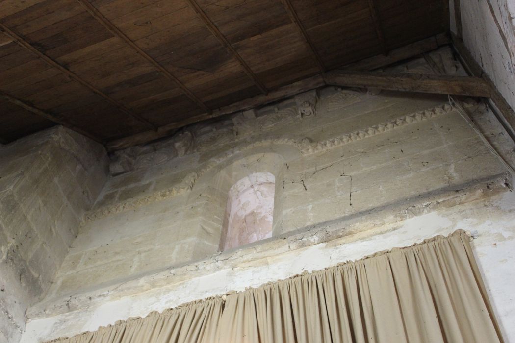 collatéral nord, ancien mur extérieur, vue partielle