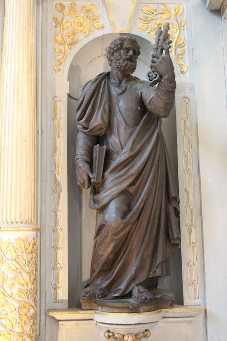 retable latéral nord, statue : Saint Pierre, vue générale