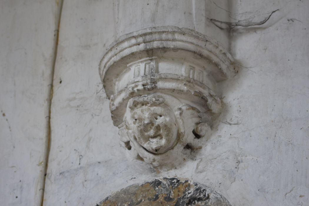 collatéral sud, détail d'un culot sculpté