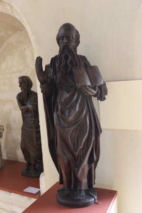 statue : Saint Pierre, vue générale