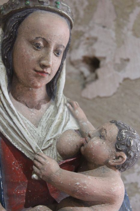 statue : Vierge à l'Enfant, vue partielle