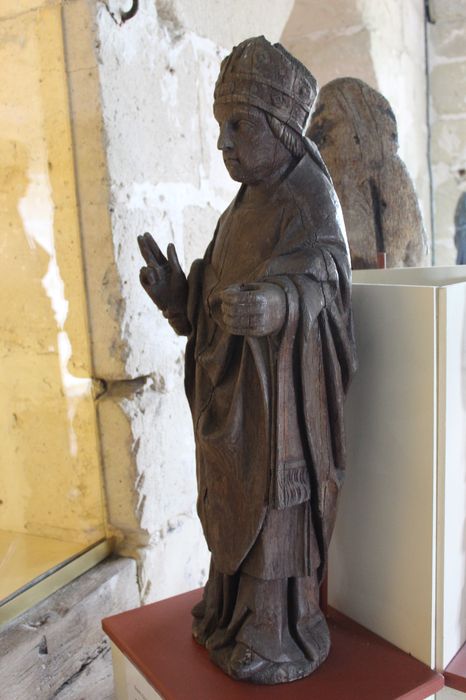 Statue : Saint évêque