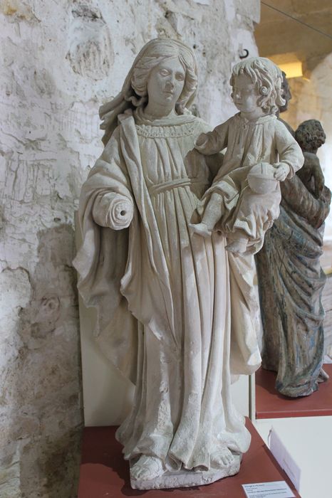 statue : Vierge à l'Enfant, vue générale