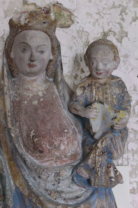 statue (petite nature) : Vierge à l'Enfant, vue partielle