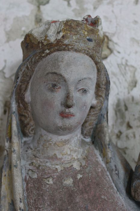 statue (petite nature) : Vierge à l'Enfant, vue partielle