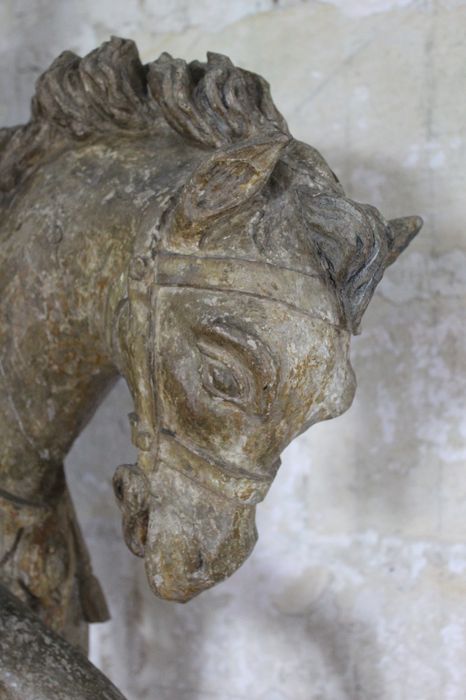 groupe sculpté : Charité de saint Martin, détail de la tête du cheval