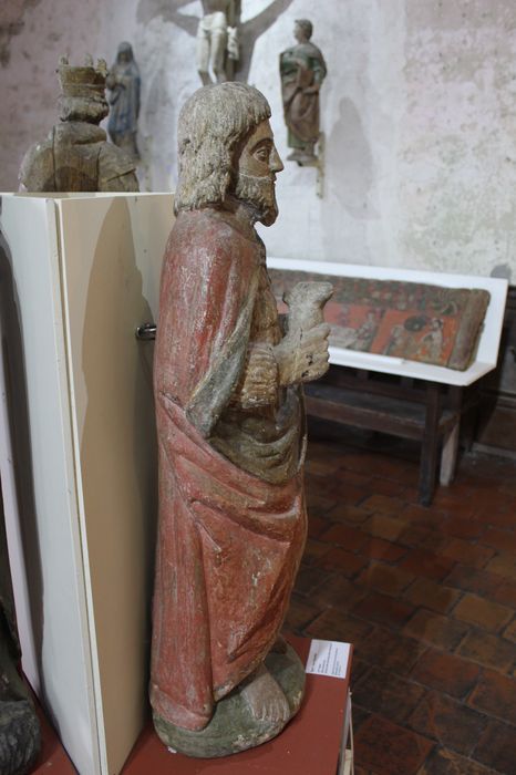 statue : Saint Jean-Baptiste, profil droit, vue générale