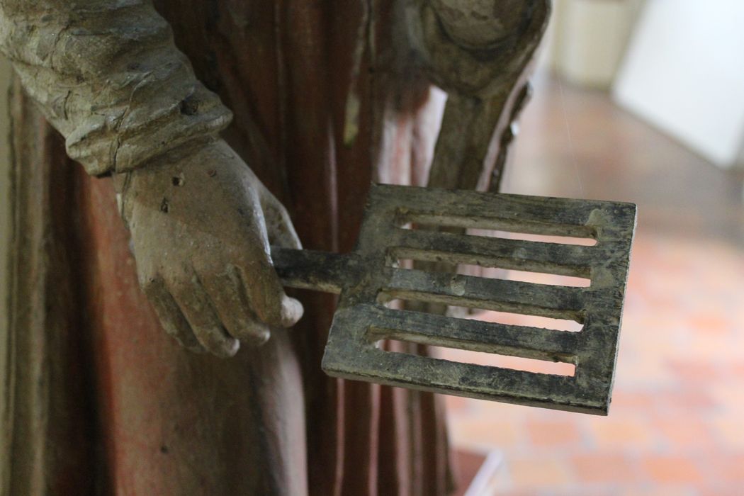 statue : Saint Laurent, détail de la main droite