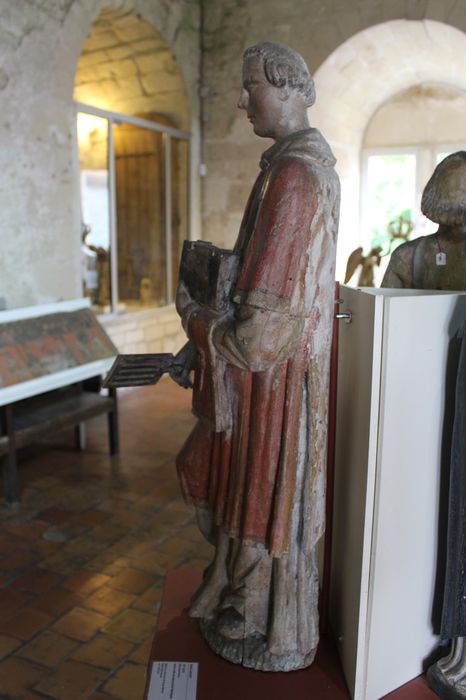 statue : Saint Laurent, profil gauche, vue générale