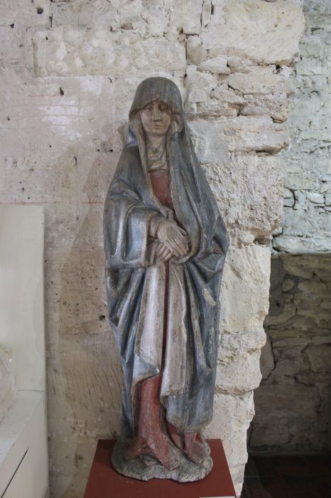 statue : Vierge, vue générale